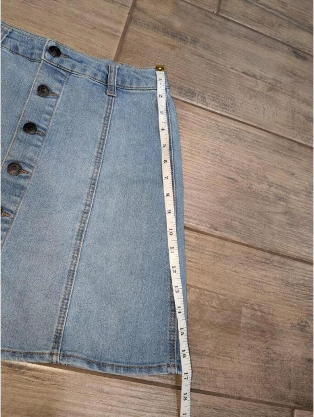 Womens Blue Mossimo denim mini skirt with button front Size 2 - Picture 4 of 8